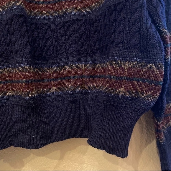 Vintage TRICOTS ST. RAPHAEL Pure New Wool Striped Patterned Sweater Size Large - Picture 5 of 8